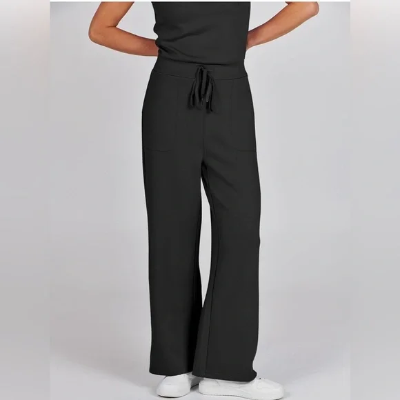 NEW-Soft  women’s black elastic waist
Draw string  cotton, one piece jumpsuit - Picture 5 of 9
